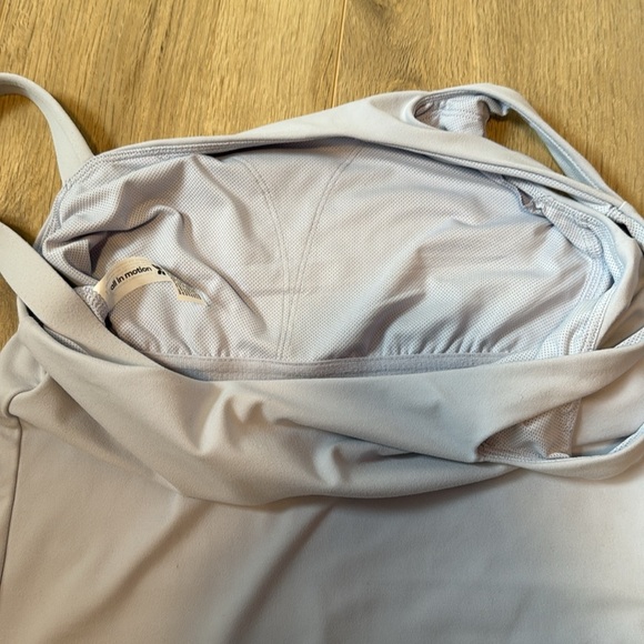 Lavender Athletic Top - Picture 4 of 4